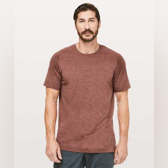 EUC - Lululemon Metal Vent Tech Short Sleeve - Size L - Picture 1 of 5